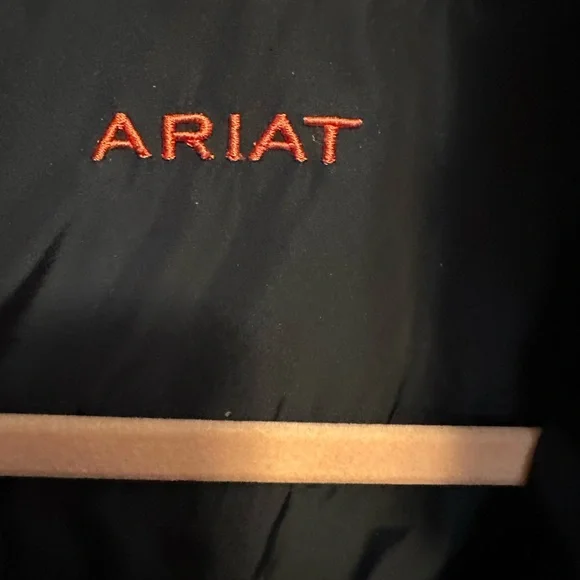 ARIAT. Reversible vest NAVY DERBY VEST  . Size M great shape . - Picture 6 of 8